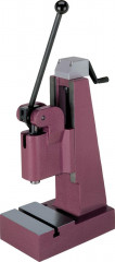 Presse manuelle à levier avec genouillère 2600kp course 60mm 